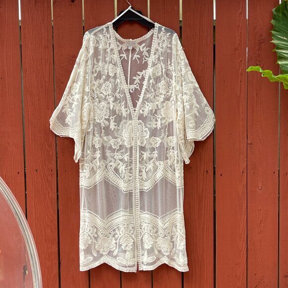 NWOT The She + Sky lace embroidered boho coverup kimono Festival - Picture 9 of 10